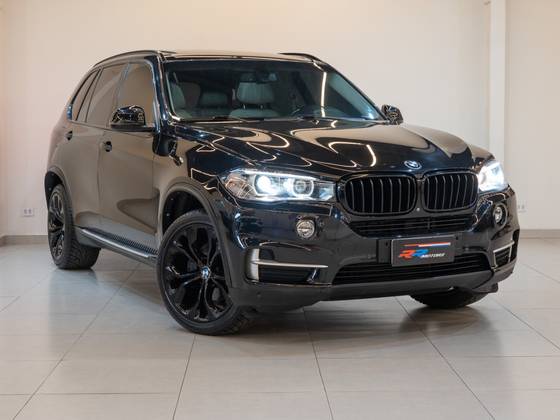 BMW X5 3.0 4X4 30D I6 TURBO DIESEL 4P AUTOMÁTICO BMW X5 3.0 4X4 30D I6 TURBO DIESEL 4P AUTOMÁTICO